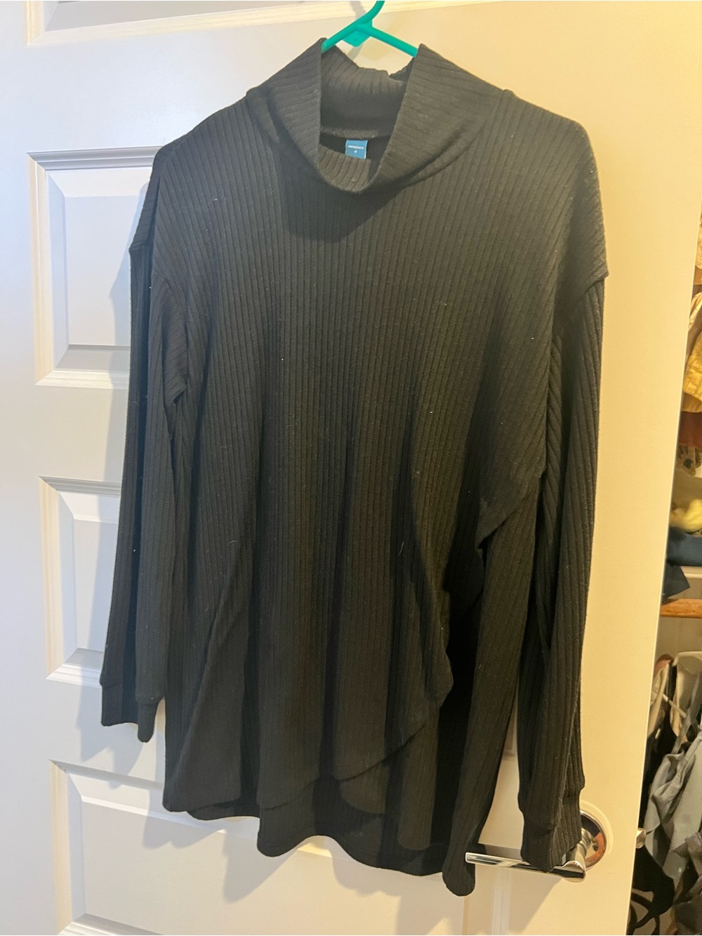 Old Navy Black Ribbed Turtleneck Sweater